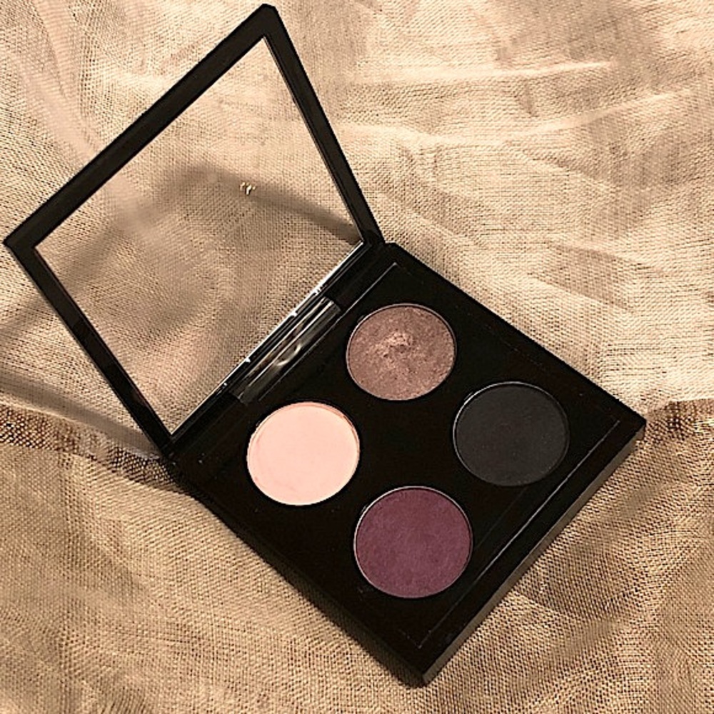 MAC Shop & Drop Eyeshadow Quad